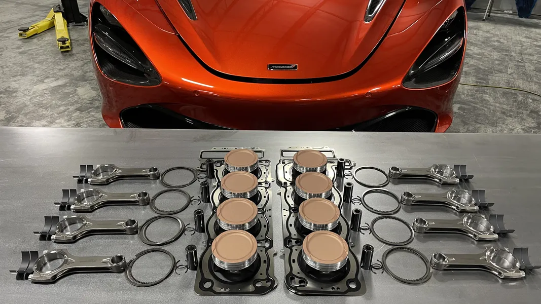 CP piston and rod assembly